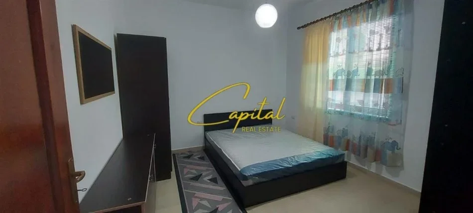 Tirane, shitet shtepi 2+1 Kati 1, 97 m² 180.000 € (KOMBINAT)