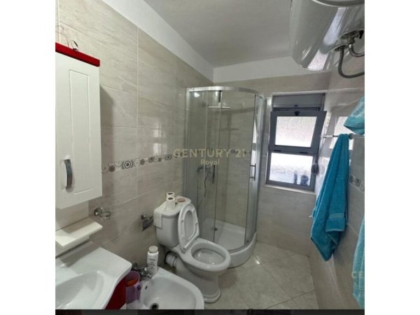 Tirane, jepet me qera apartament 2+1 Kati 5, 105 m² 600 € (Jordan Misja)