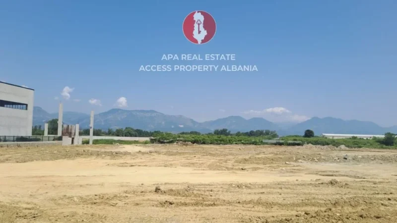 shitet toke , 10.000 m² (Fushë-Prezë)