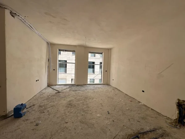 Tirane, shitet apartament 2+1+Ballkon Kati 2, 110 m² 260.000 € (Prane Radisson Collection)