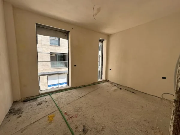Tirane, shitet apartament 2+1+Ballkon Kati 2, 110 m² 260.000 € (Prane Radisson Collection)