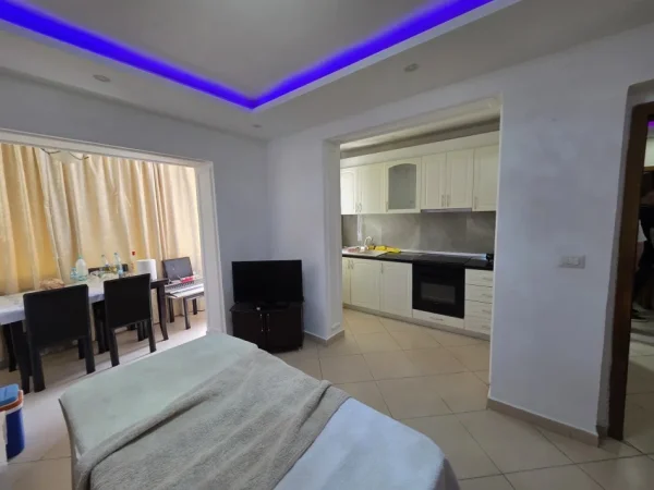 Tirane, shitet apartament 1+1+Ballkon Kati 3, 53 m² 90.000 € (Myslym Keta)