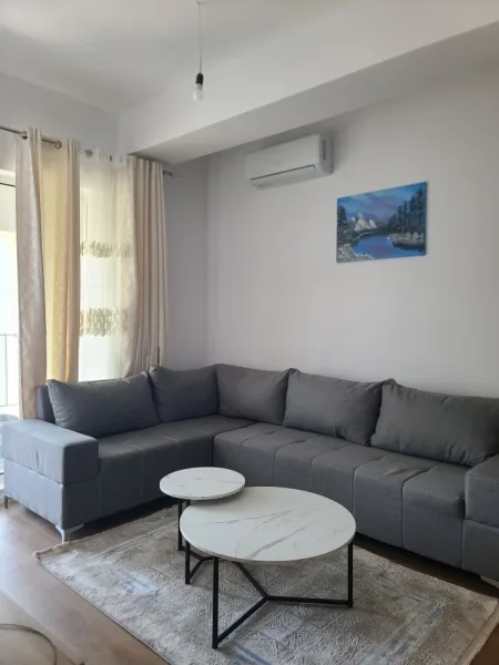 Tirane, jepet me qera apartament 1+1+Ballkon Kati 6, 61 m² 400 € Me kondicioner (Rruga Pasho Hysa , Rezidenca Kaimi)