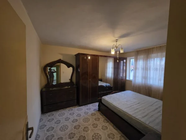 Tirane, shitet apartament 2+1+Ballkon Kati 4, 83 m² 132.000 € (Ferit Xhajko)