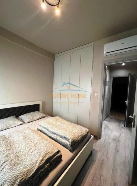 Tirane, jepet me qera apartament 1+1+Ballkon Kati 2, 65 m² 700 € (Kopshti Zoologjik)