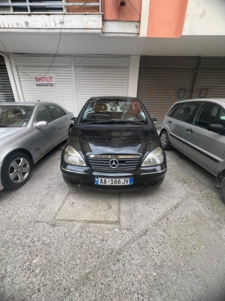 Durres, shes makine Mercedenz - Benz Aclass Nafte, e zeze manuale Kondicioner 388.000 km 1.300 €