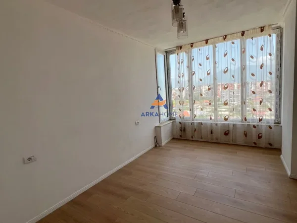 Tirane, shitet apartament 1+1+Ballkon Kati 9, 64 m² 87.000 € (RRETHRROTULLIMI I YZBERISHTIT,RRUGA BESIM ALLA)