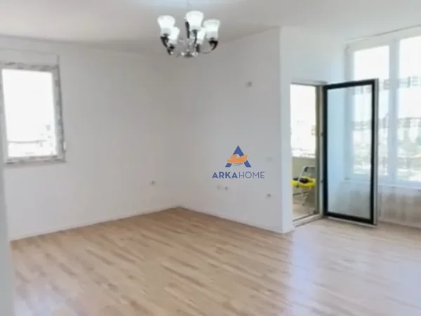 Tirane, shitet apartament 1+1+Ballkon Kati 9, 65 m² 88.000 € (TEK RRETHRROTULLIMI I YZBERISHTIT)