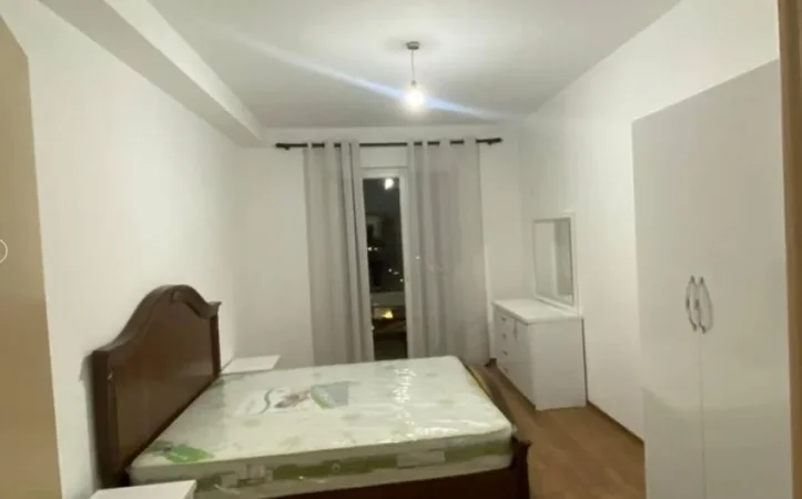 Tirane, jepet me qera apartament 2+1 Kati 6, 130 m² 500 € (Prane Bar Artistit)