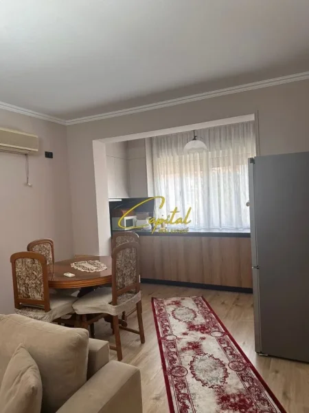 Tirane, jepet me qera apartament 2+1 Kati 3, 85 m² 800 € (VASIL SHANTO)