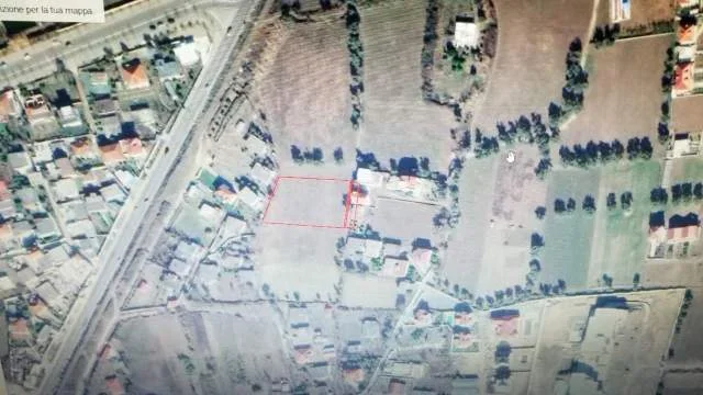 Elbasan, shes toke 750 m²  35.000 Euro (Belerbej)