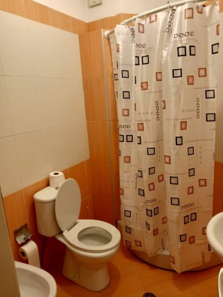 Tirane, jepet me qera apartament 1+1+BLK Kati 2, 70 m² 330 Euro (Rruga Peti)