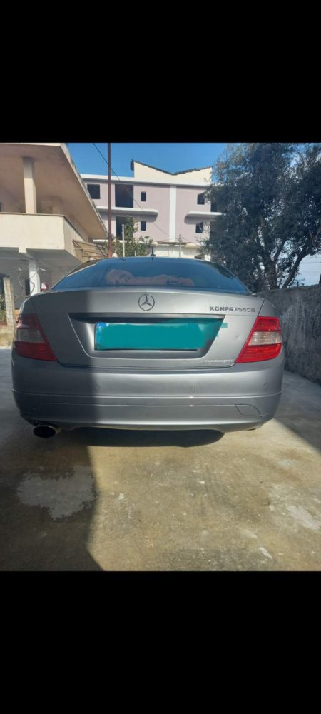 Tirane, shitet makine Mercedes-Benz C180 Compressor Viti 2008, 7.800 Euro