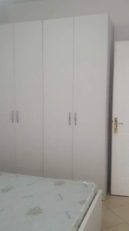 Tirane, jepet me qera apartament 1+1+BLK Kati 5, 70 m² 40.000 Leke (Pasticeri Nela Rruga e Kavajes)