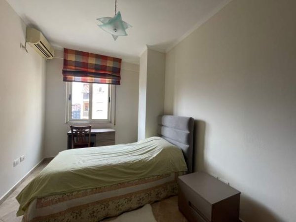 Tirane, jepet me qera apartament 2+1+BLK Kati 10, 110 m² 650  (Selvia)