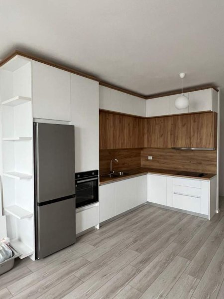 Tirane, jepet me qera apartament 2+1+BLK Kati 8, 105 m² 37.000 Leke (Rezidenca Grand Gallery)