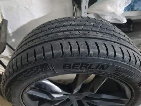 Tirane, Shiten disqe 17" per Audi ose Pasat ardhur nga Gjermania, te reja 500Euro ( 2 cope )