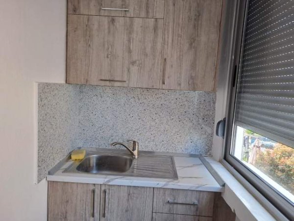Tirane, jepet me qera apartament 2+1+A+BLK Kati 2, 90 m² 400 EURO  (Rruga Budi Tirane)