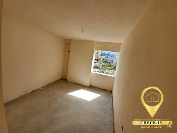Tirane, shitet apartament 1+1+BLK Kati 1, 71 m² 74.000 Euro (Laprake)