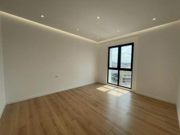 Tirane, jepet me qera apartament 2+1+A+BLK Kati 9, 110 m² 600 Euro (Dibres)