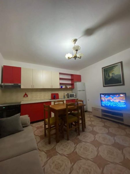 Tirane, jepet me qera apartament 1+1+A+BLK Kati 1, 70 m² 265 Euro (5 Maji)