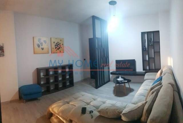Tirane, jepet me qera apartament 2+1+BLK Kati 3, 94 m² 500 Euro (pazari i ri)