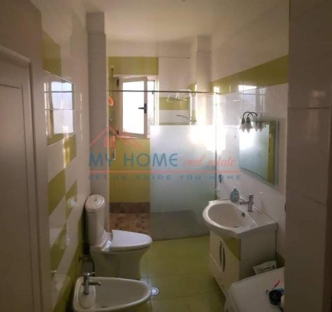 Tirane, jepet me qera apartament 2+1+BLK Kati 3, 94 m² 500 Euro (pazari i ri)
