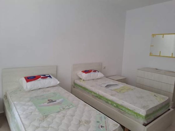 Tirane, jepet me qera apartament 2+1+A+BLK Kati 2, 90 m² 400 EURO  (Rruga Budi Tirane)