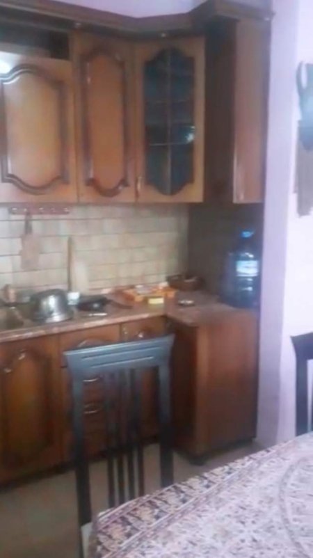 Tirane, jepet me qera apartament 2+1 Kati 4, 100 m² 330 Euro (Klinika Globe)