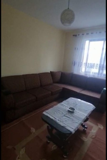 Tirane, jepet me qera apartament 1+1+A Kati 3, 69 m² 35.000 Leke (Laprake)