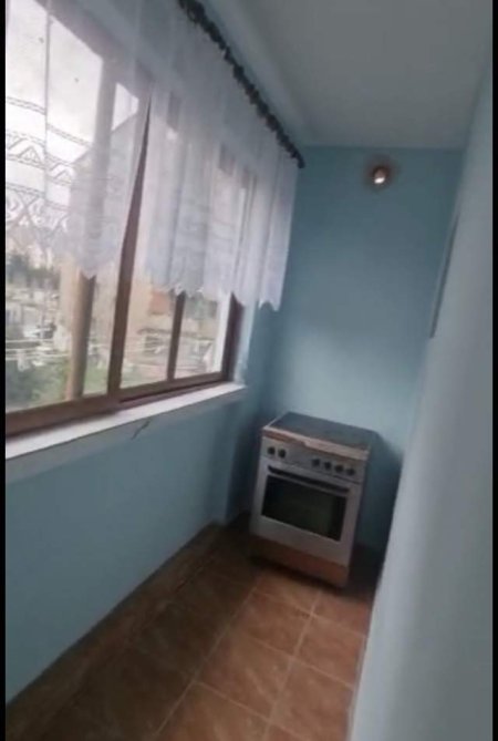 Tirane, jepet me qera apartament 1+1+A Kati 3, 69 m² 35.000 Leke (Laprake)