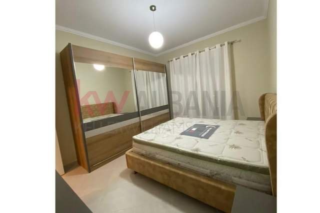 Tirane, jepet me qera apartament 1+1+BLK Kati 2, 65 m² 350 Euro (Rruga Nexho Konomi)