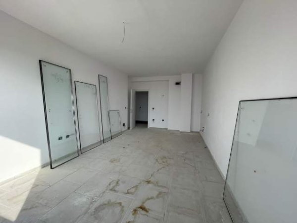 Tirane, shitet apartament 2+1 Kati 8, 104 m² 54.080 Euro (kamez)