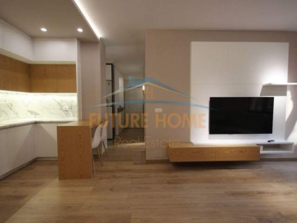 Tirane, shitet apartament Kati 2, 86 m² 130.000 Euro