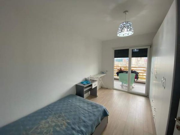 Tirane, shitet apartament 2+1 Kati 8, 110 m² 150.000 Euro (LAPRAKE)