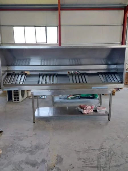 Tirane, shes bar-resorant 10