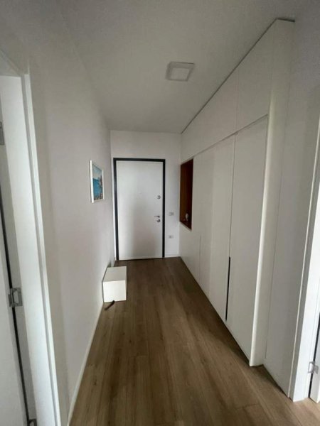 Tirane, shitet apartament 1+1 Kati 8, 65 m² 98.000 Euro (Laprakë)
