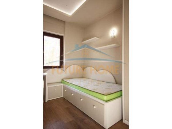 Tirane, shitet apartament Kati 2, 86 m² 130.000 Euro