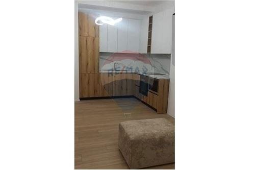Tirane, jepet me qera apartament 2+1+BLK Kati 4, 105 m² 450 Euro (Jordan Misja)
