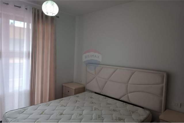 Tirane, jepet me qera apartament 1+1+BLK Kati 3, 65 m² 450 Euro (Astir)