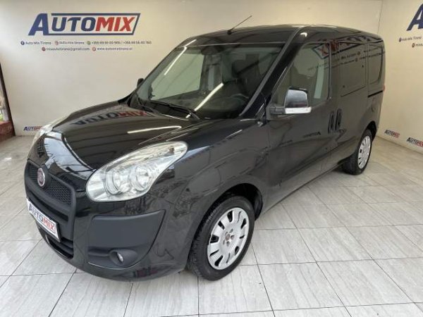 Tirane, shes makine Fiat DOBLO Viti 2012, 6.300 Euro