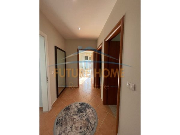 Tirane, shitet apartament 3+1 Kati 5, 125 m² 220.000 € 