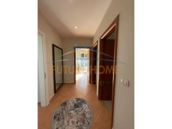 Tirane, shitet apartament 3+1 Kati 5, 125 m² 220.000 € 