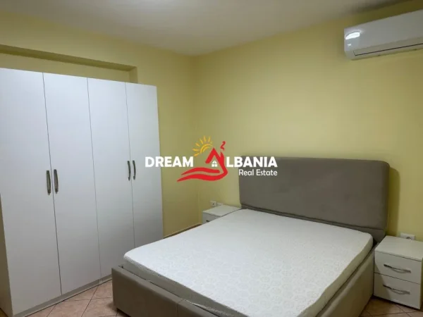 Tirane, jepet me qera apartament 2+1 Kati 5, 90 m² 650 € (rr elbassanit)