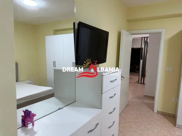 Tirane, jepet me qera apartament 2+1 Kati 5, 90 m² 650 € (rr elbassanit)