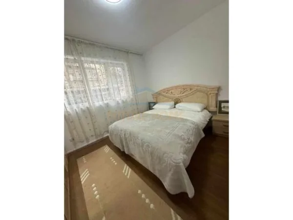 Tirane, shitet apartament 3+1+Ballkon Kati 1, 106 m² 175.000 € (BRRYLI)