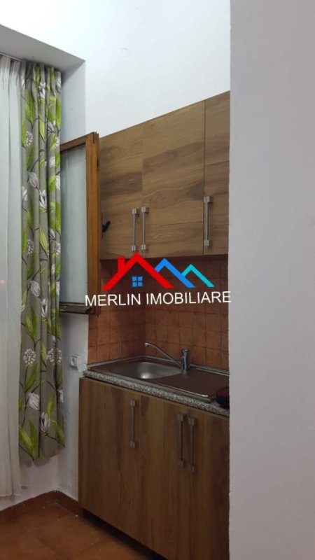 Tirane, jepet me qera GARSONIERE Kati 2, 38 m² 320 € (RRUGA E DIBRES)