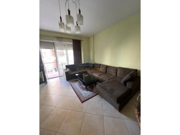 Tirane, jepet me qera apartament 2+1 Kati 2, 114 m² 750 € (DON BOSKO)