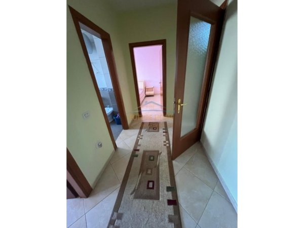 Tirane, jepet me qera apartament 2+1 Kati 2, 114 m² 750 € (DON BOSKO)
