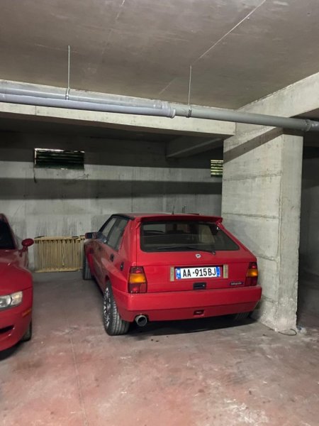 Tirane, jepet me qera apartament 2+1 Kati 2, 85 m² 600 € (Rruga peti)